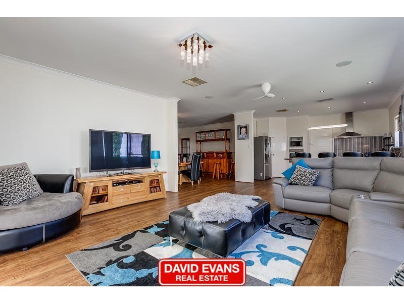 30 Hortonia Avenue, Secret Harbour WA 6173