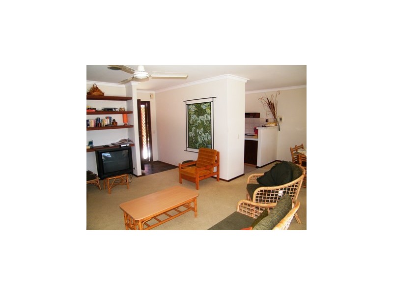 6/26 Fletcher Street, Rockingham WA 6168