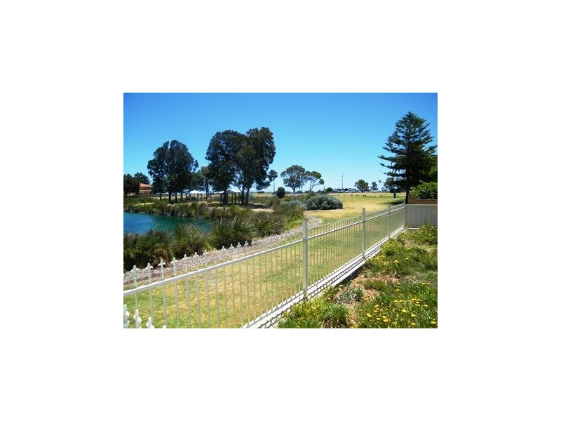 6/26 Fletcher Street, Rockingham WA 6168