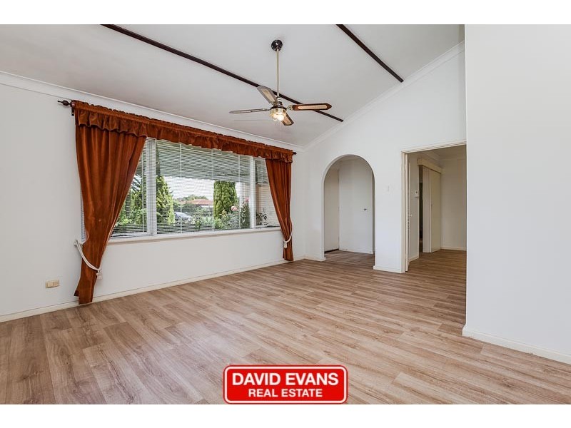 16 Kingallon Court, Rockingham WA 6168