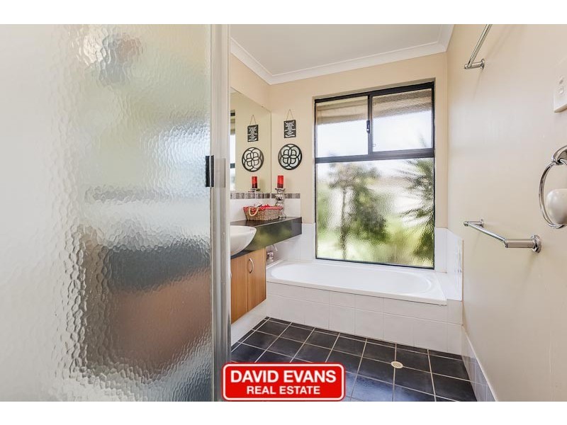 8 Summerville Avenue, Secret Harbour WA 6173