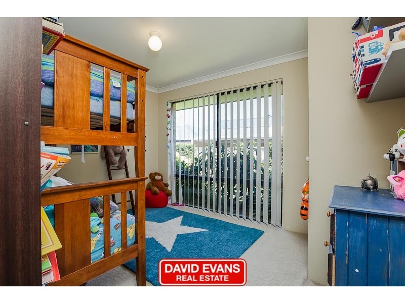 8 Summerville Avenue, Secret Harbour WA 6173