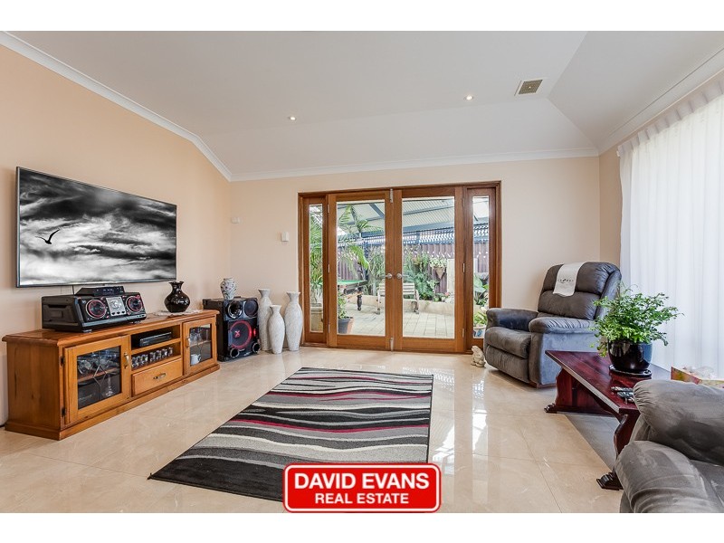 21 Colebrook Circle, Secret Harbour WA 6173