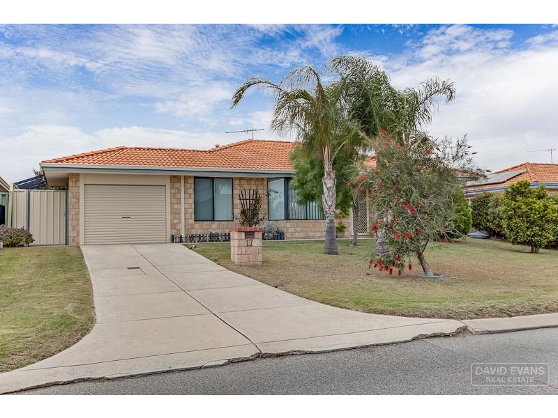 17 Jean Pierre Drive, Warnbro WA 6169