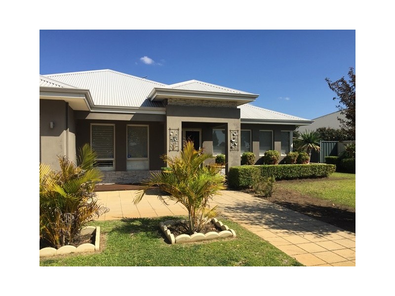 28 Vernon Gough Drive, Baldivis WA 6171