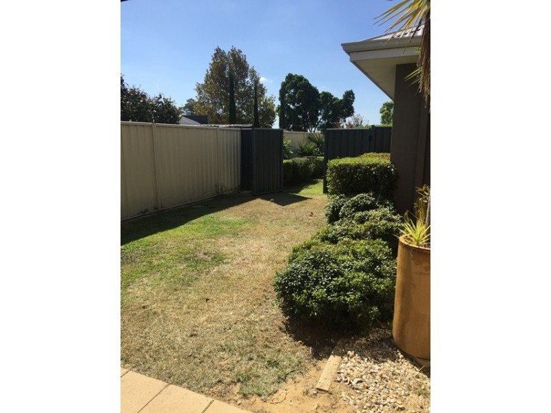 28 Vernon Gough Drive, Baldivis WA 6171