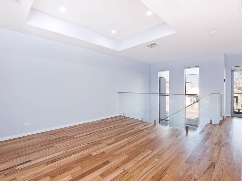 32 Emma Street, Rockingham WA 6168