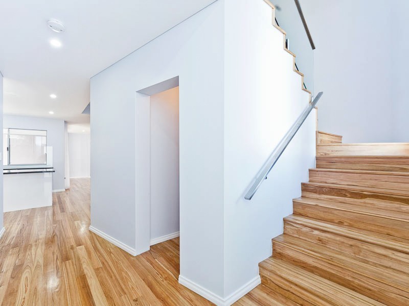 32 Emma Street, Rockingham WA 6168