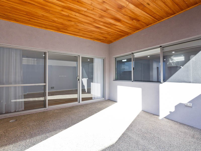 32 Emma Street, Rockingham WA 6168