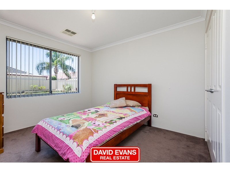 43 Sellafield Bend, Waikiki WA 6169
