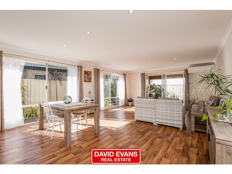 32 Lorne Bend, Secret Harbour WA 6173