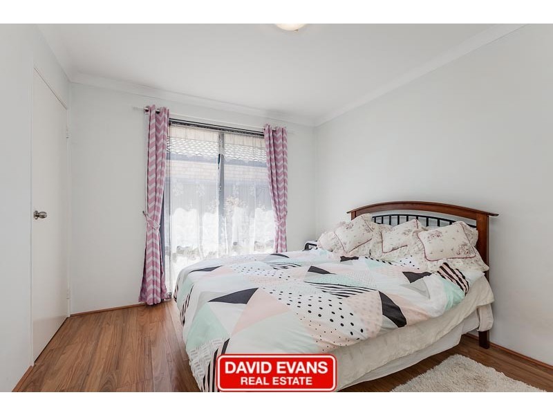 15 Petersfield Lane, Wellard WA 6170