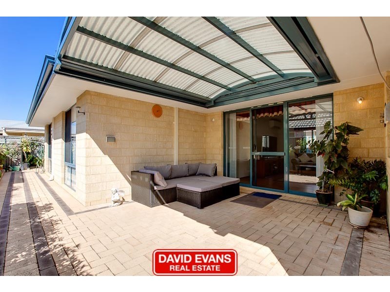 15 Petersfield Lane, Wellard WA 6170