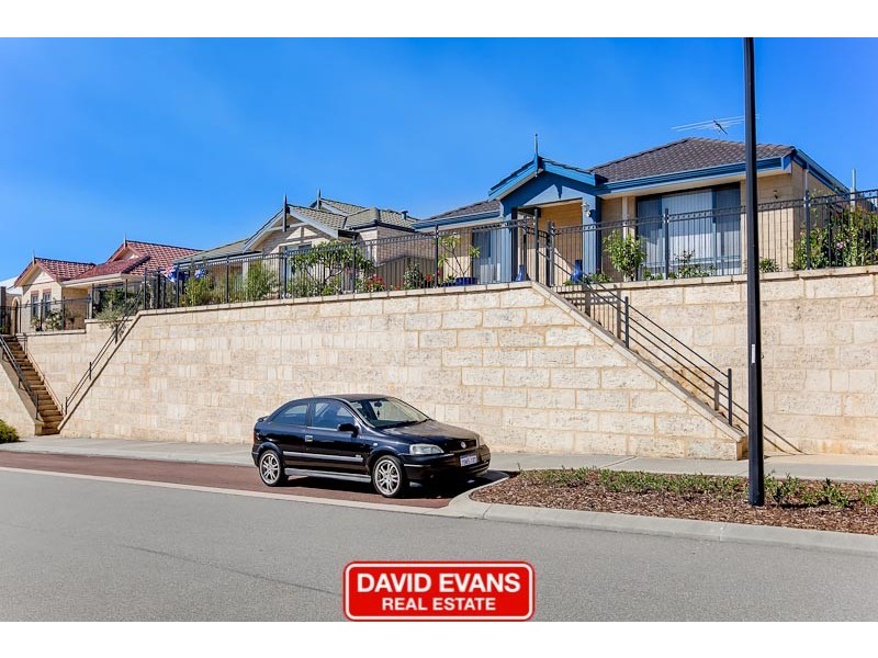 15 Petersfield Lane, Wellard WA 6170