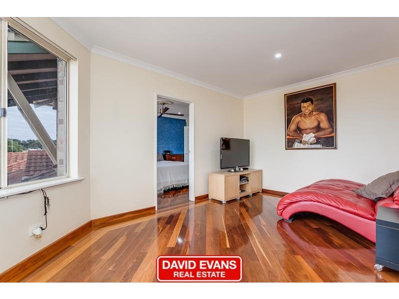 24 Alicante Mews, Secret Harbour WA 6173