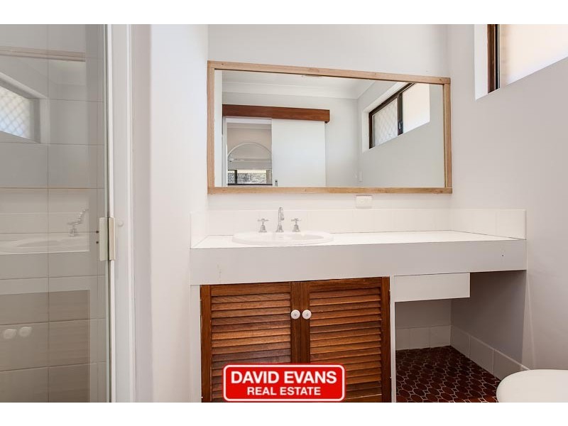 7 McClure Street, Safety Bay WA 6169