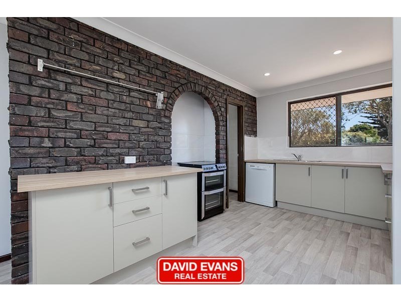 7 McClure Street, Safety Bay WA 6169