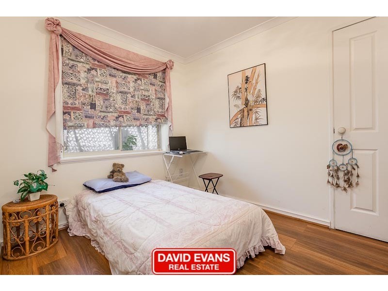 50 Leeuwin Parade, Rockingham WA 6168