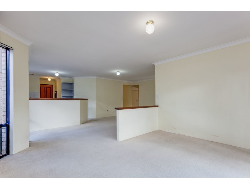 18 Mulloway Place, Warnbro WA 6169