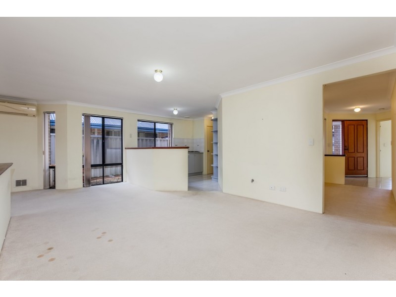 18 Mulloway Place, Warnbro WA 6169