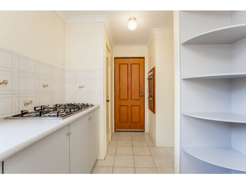 18 Mulloway Place, Warnbro WA 6169