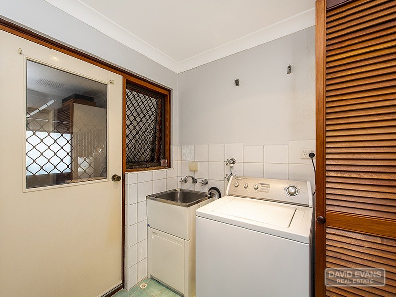 27 Tempest Place, Waikiki WA 6169