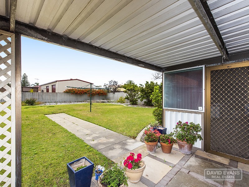 27 Tempest Place, Waikiki WA 6169