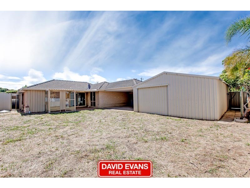 19 Grange Drive, Cooloongup WA 6168