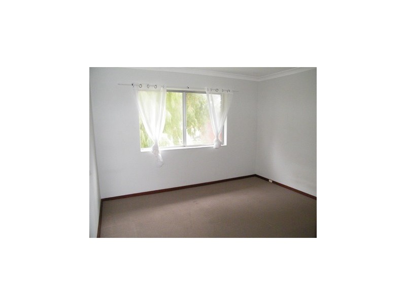 23/4 Minchinson Street, Shoalwater WA 6169