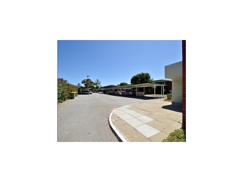 23/4 Minchinson Street, Shoalwater WA 6169