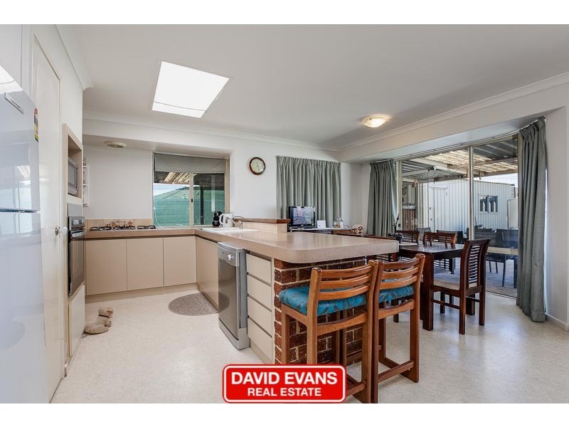 15 Charnley Gardens, Waikiki WA 6169