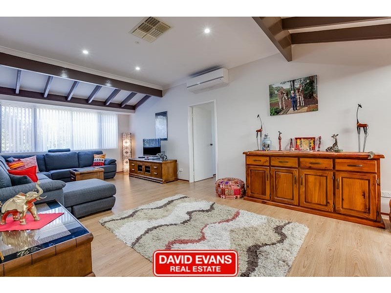 7 Wavelea Street, Safety Bay WA 6169