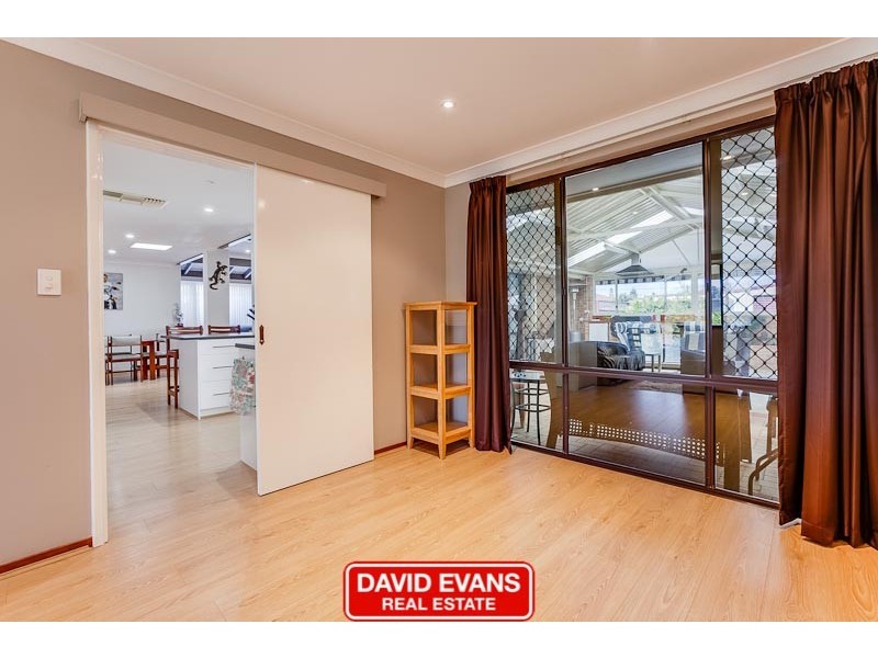 7 Wavelea Street, Safety Bay WA 6169