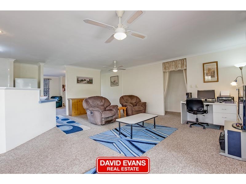 67 Inverness Drive, Meadow Springs WA 6210