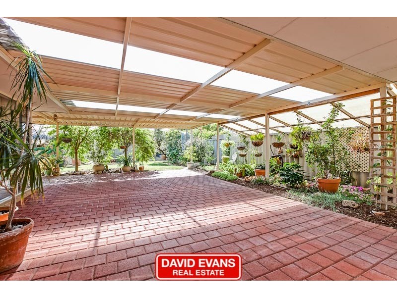 67 Inverness Drive, Meadow Springs WA 6210