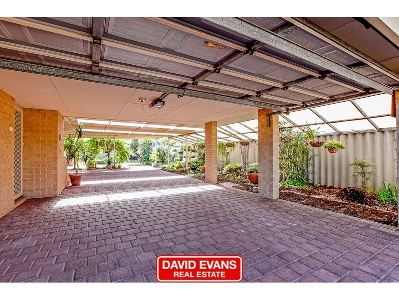 67 Inverness Drive, Meadow Springs WA 6210