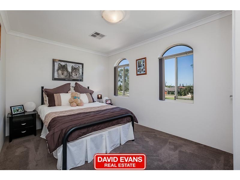 38 Le Mans Elbow, Port Kennedy WA 6172