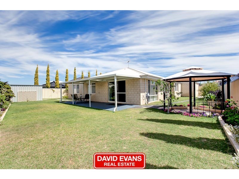 126 Bayside Boulevard, Port Kennedy WA 6172