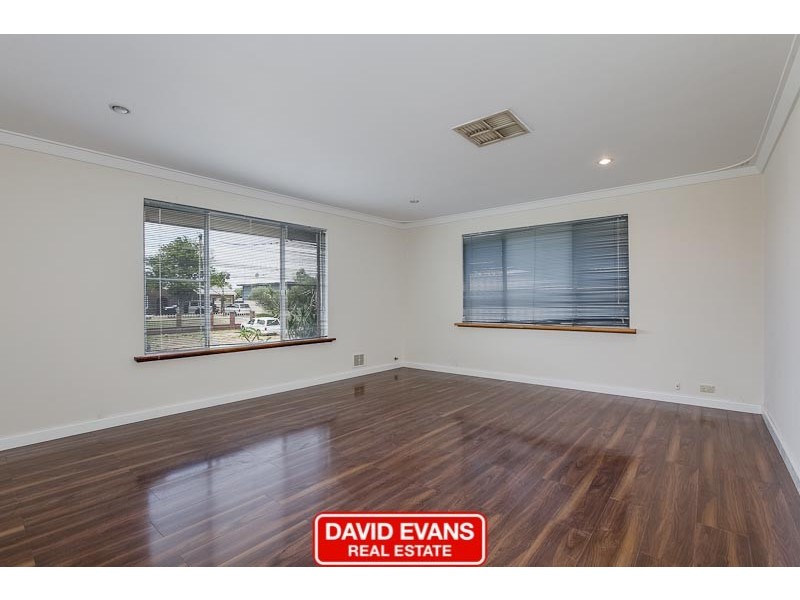 18 Clovelly Way, Warnbro WA 6169