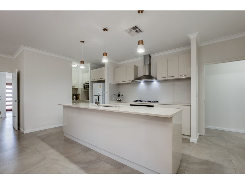 71 Argonaut Avenue, Waikiki WA 6169