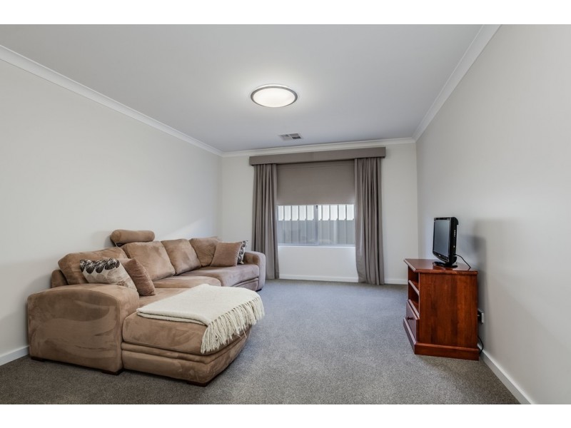 71 Argonaut Avenue, Waikiki WA 6169