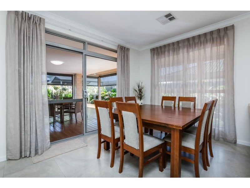 71 Argonaut Avenue, Waikiki WA 6169