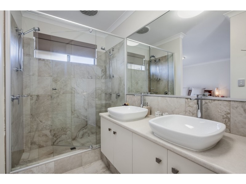 71 Argonaut Avenue, Waikiki WA 6169