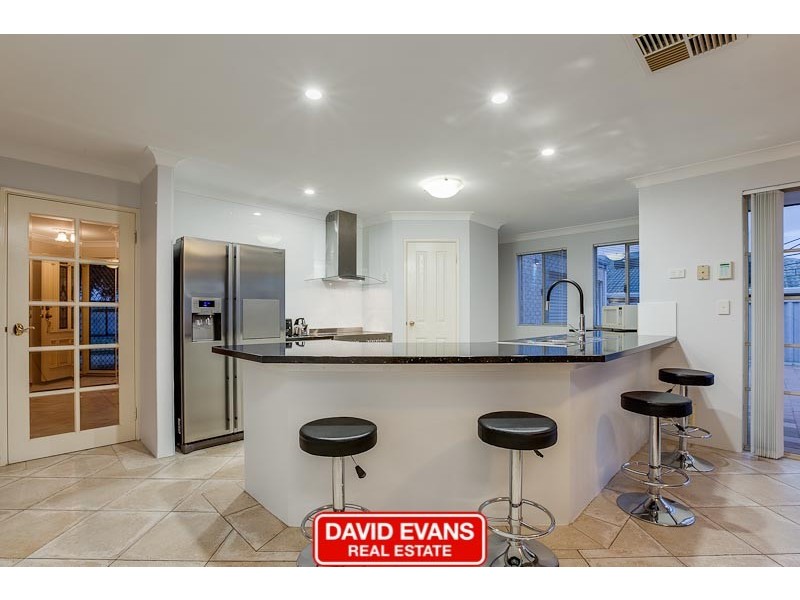 11 Natoli Way, Baldivis WA 6171