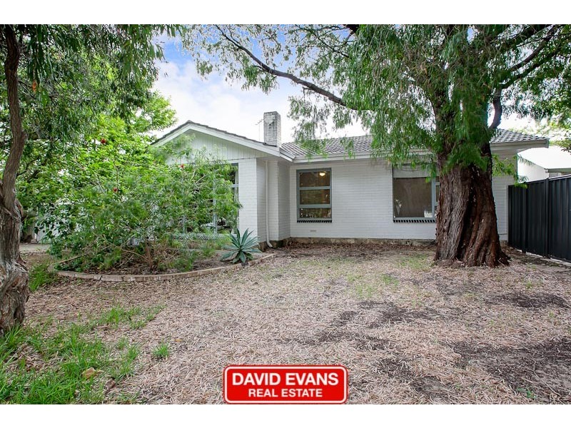 1 Hydra Close, Rockingham WA 6168