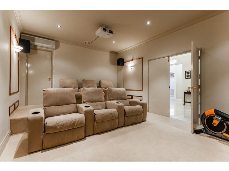 272 Safety Bay Road, Safety Bay WA 6169