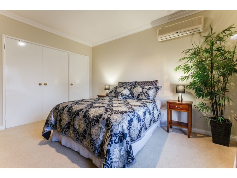 272 Safety Bay Road, Safety Bay WA 6169