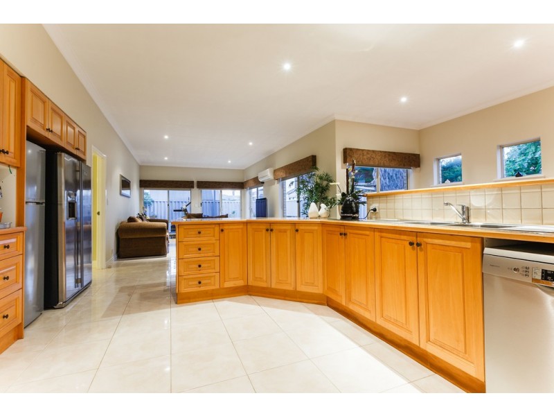 272 Safety Bay Road, Safety Bay WA 6169