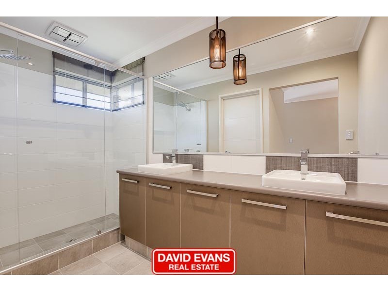 18 Amazon Drive, Baldivis WA 6171