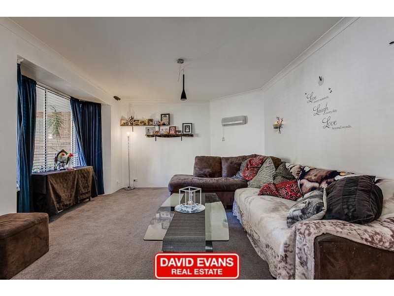 19 Fairway Crescent, Meadow Springs WA 6210